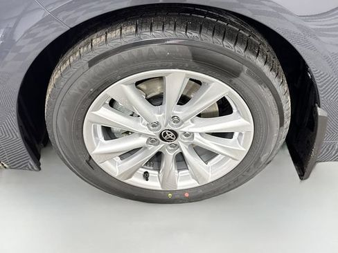 Used 2026 Toyota Corolla LE w/ LE Premium Package AWD/4WD image 4