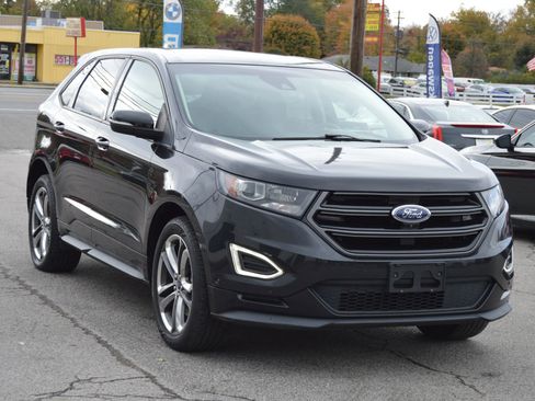 Used 2015 Ford Edge Sport w/ Equipment Group 401A image 2