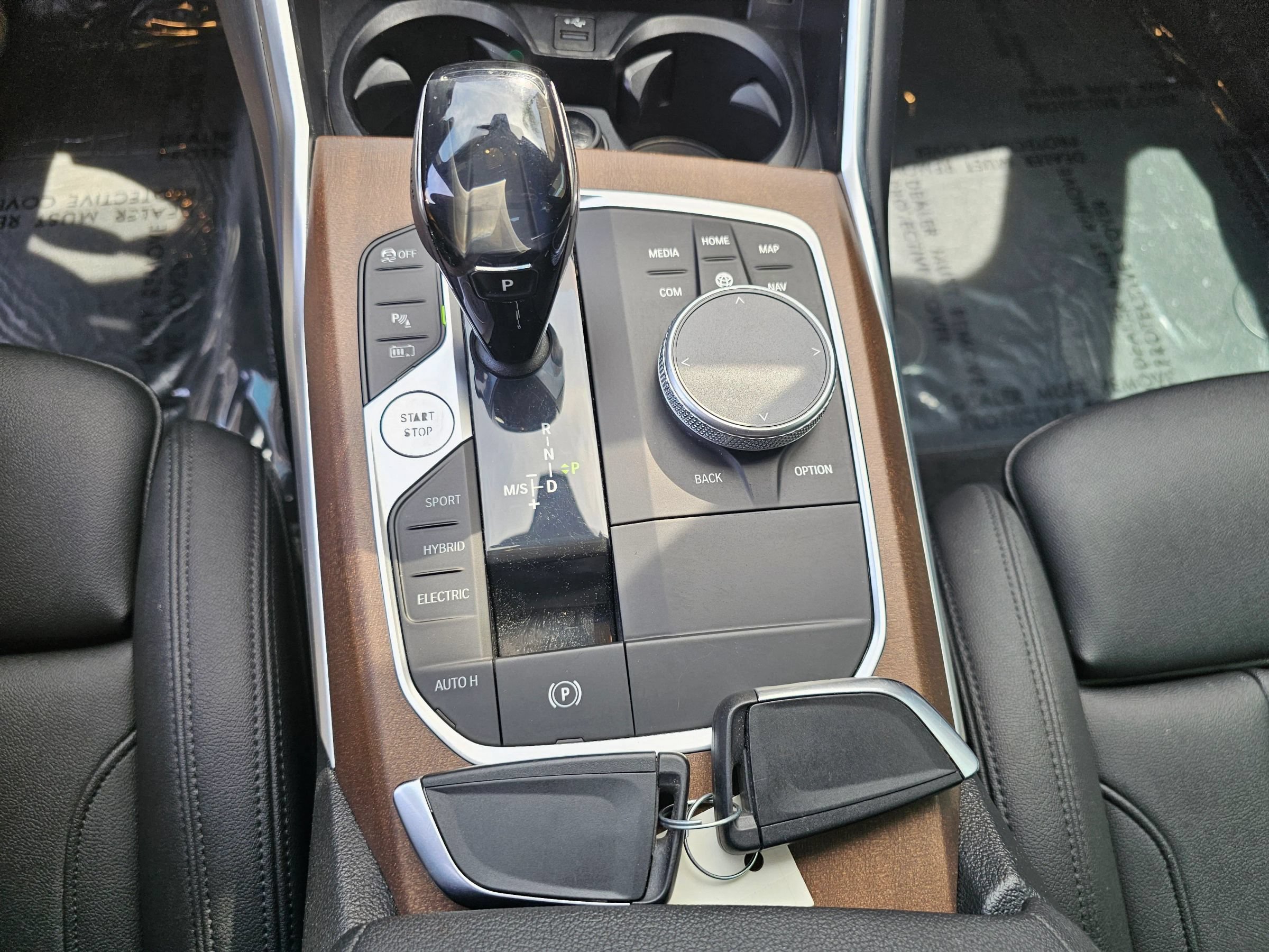 Used 2021 BMW 330e w/ Premium Package RWD image 18