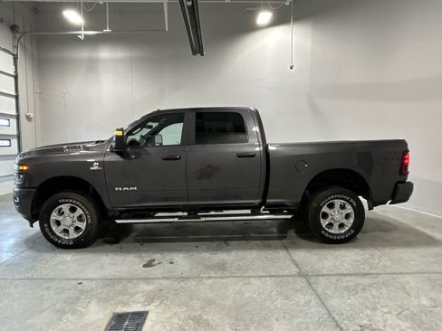 New 2025 RAM 2500 Big Horn image 9