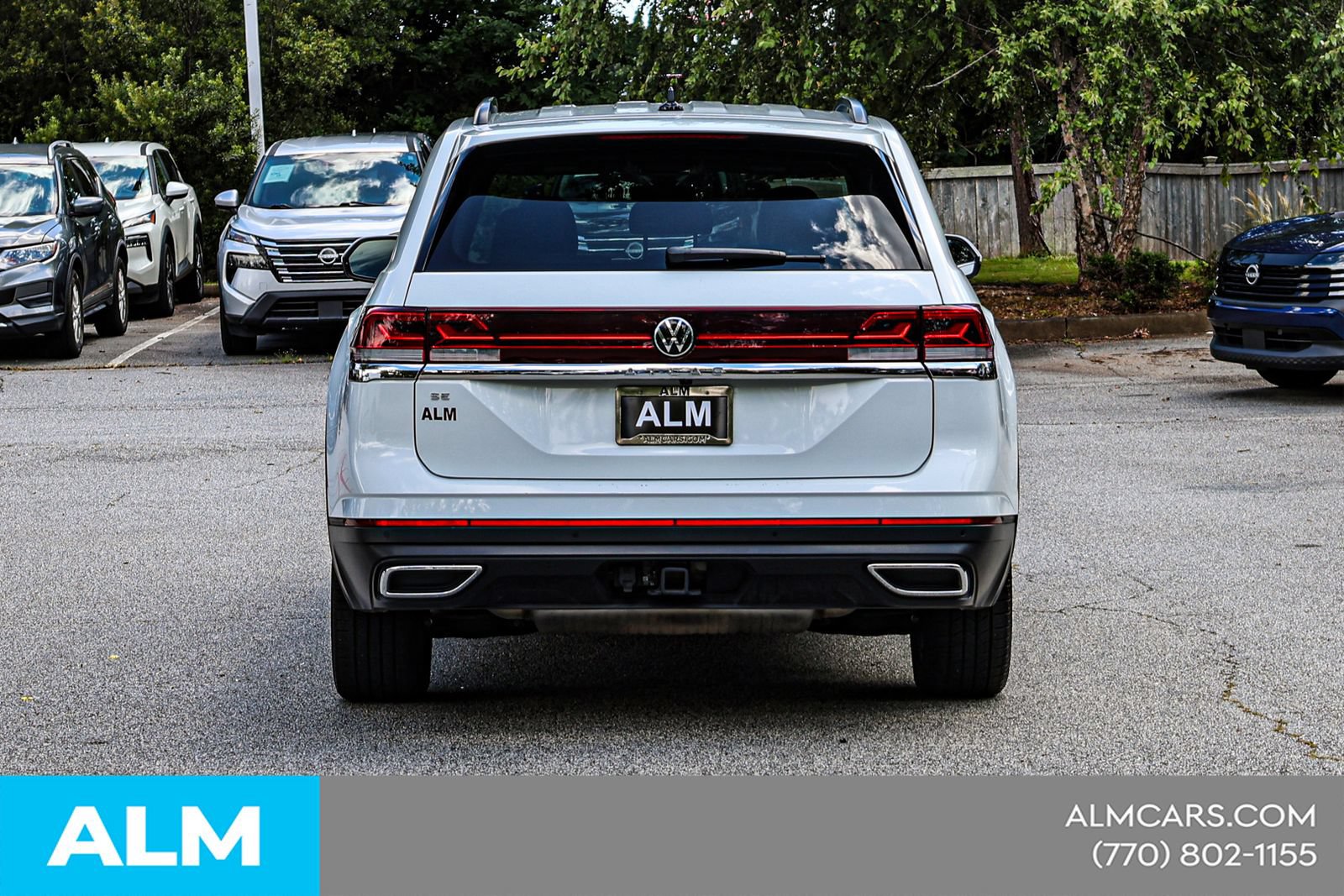 Used 2025 Volkswagen Atlas SE FWD image 12