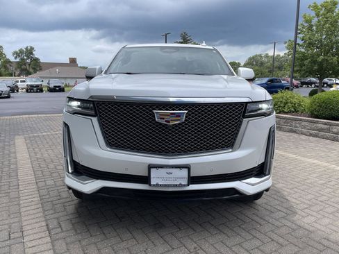 Certified 2024 Cadillac Escalade Premium Luxury w/ Performance Package AWD/4WD image 8