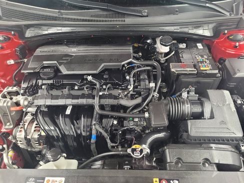 Used 2024 Hyundai Elantra SEL w/ Convenience Package FWD image 30