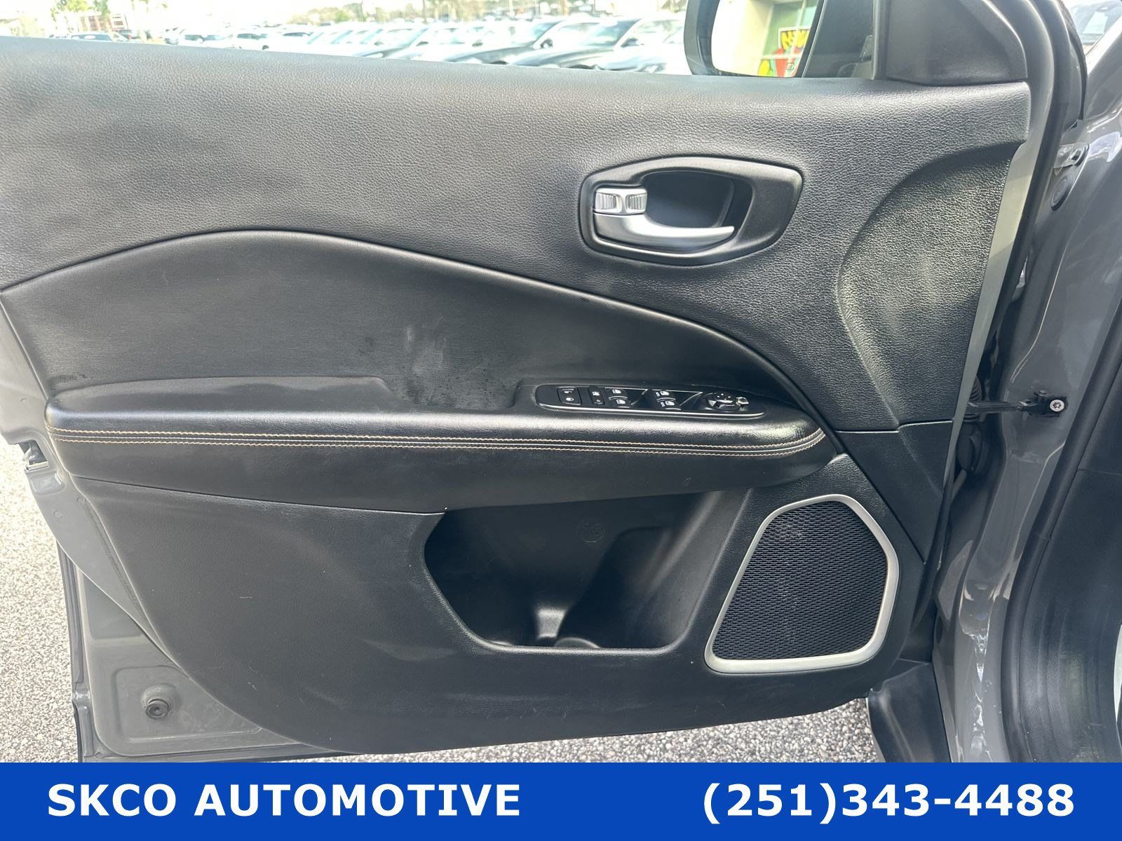 Used 2021 Jeep Compass Limited FWD image 12