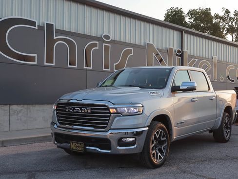 Used 2026 RAM 1500 Laramie AWD/4WD image 1