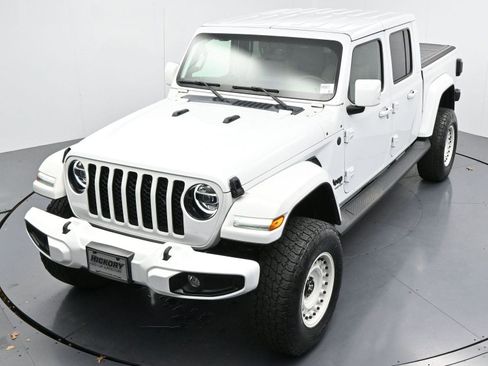 Used 2022 Jeep Gladiator Overland image 39