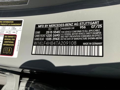 New 2026 Mercedes-Benz E 350 4MATIC Sedan image 12