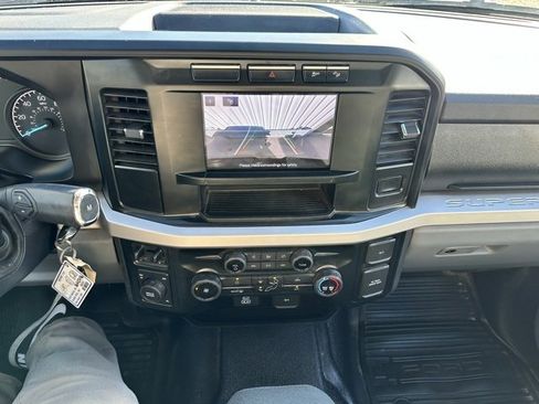 Used 2023 Ford F250 XLT w/ FX4 Off-Road Package image 14