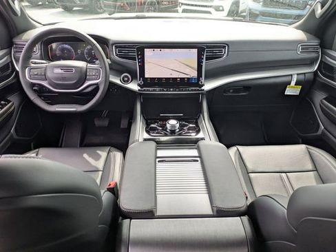 New 2026 Jeep Grand Wagoneer 4WD image 30