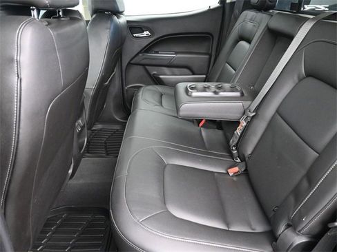 Used 2019 Chevrolet Colorado ZR2 w/ ZR2 Midnight Special Edition image 18