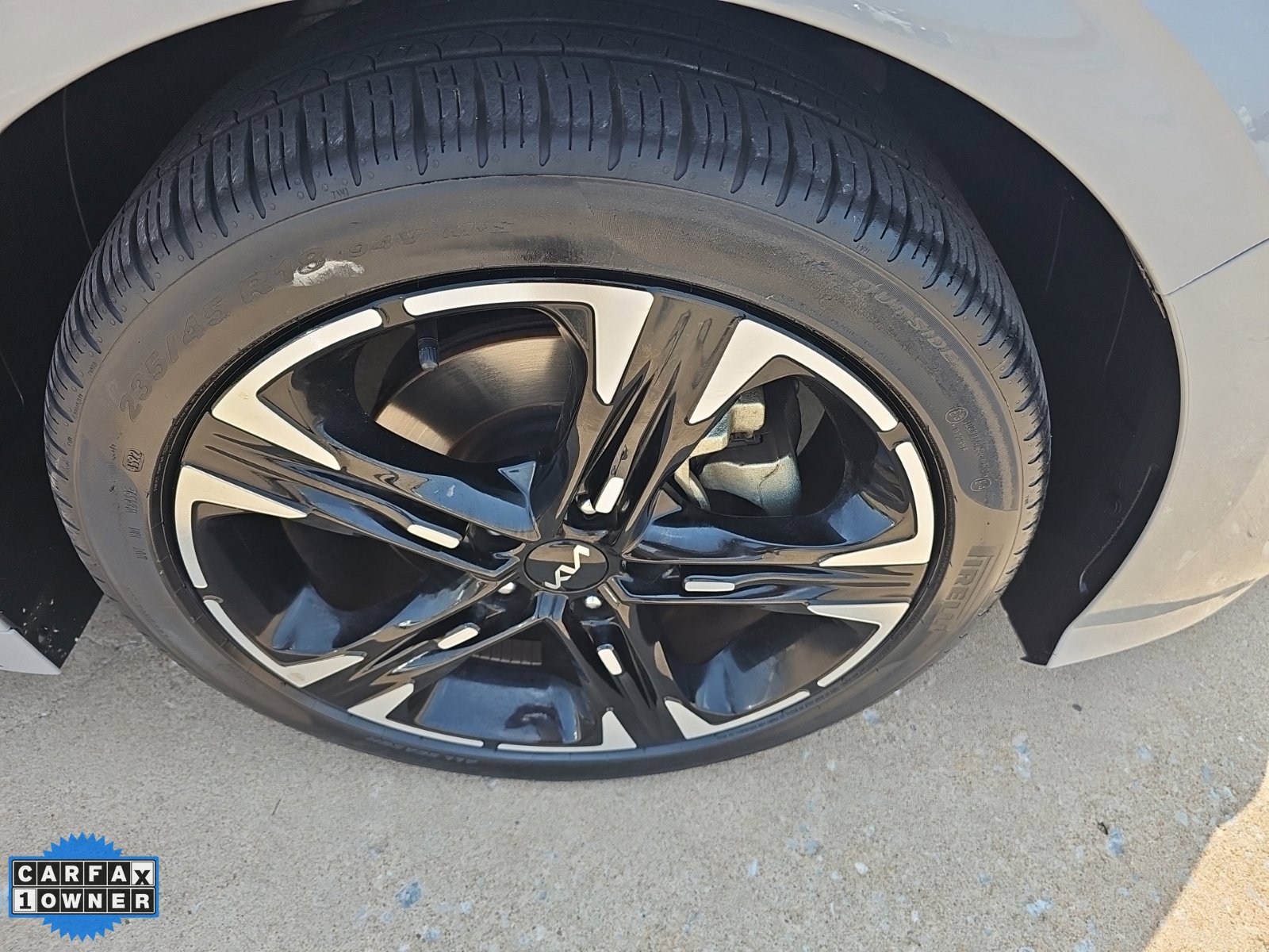 Used 2024 Kia K5 GT-Line w/ GT-Line Premium Package FWD image 3