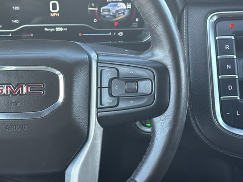 Used 2022 GMC Yukon XL SLT w/ SLT Luxury Package image 21