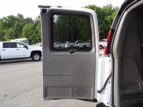 Used 2023 Chevrolet Express 3500 LS RWD image 45