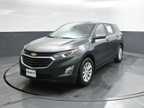 Used 2020 Chevrolet Equinox LT image 1