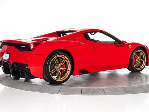 Used 2015 Ferrari 458 Speciale A image 2