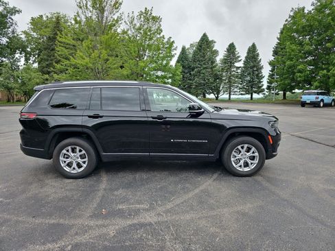 Used 2021 Jeep Grand Cherokee L Limited AWD/4WD image 7