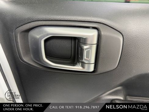 Used 2019 Jeep Wrangler Unlimited Sport S AWD/4WD image 41