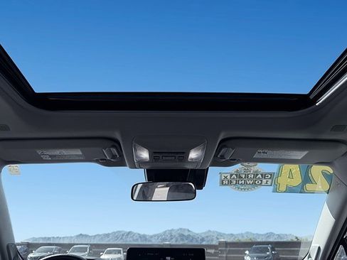 Used 2024 Toyota RAV4 XLE Premium image 23