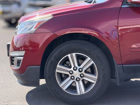 Used 2017 Chevrolet Traverse LT AWD/4WD image 17