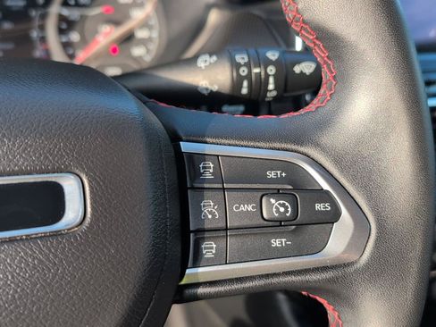 Used 2024 Jeep Compass Trailhawk AWD/4WD image 25