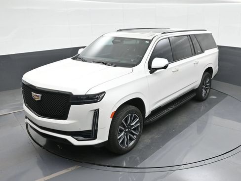 Used 2021 Cadillac Escalade ESV Sport RWD image 26