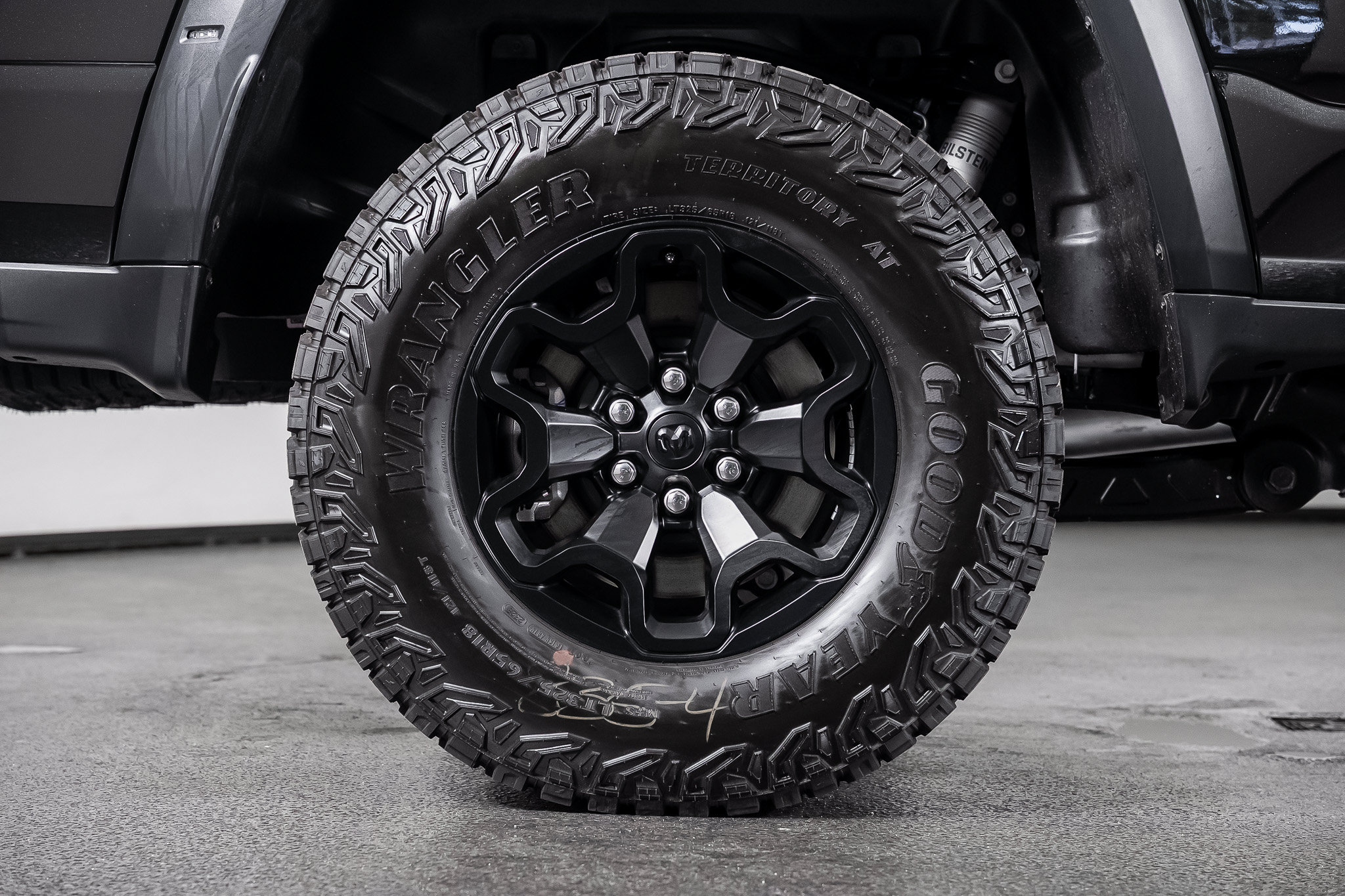 Used 2027 RAM 1500 TRX SRT AWD/4WD image 31