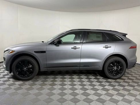 New 2026 Jaguar F-PACE R-Dynamic S image 3