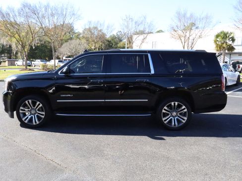 Used 2019 GMC Yukon XL Denali w/ Open Road Package image 6