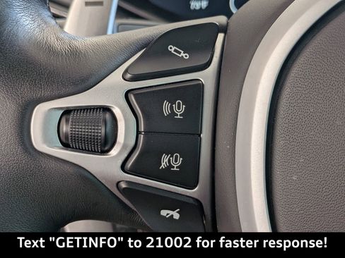 Used 2020 Aston Martin V8 Vantage Coupe image 22