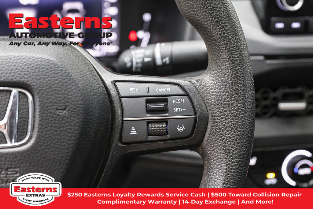 Used 2025 Honda Accord SE image 17