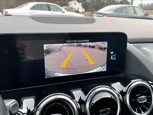 Used 2023 Mercedes-Benz GLA 250 4MATIC image 14