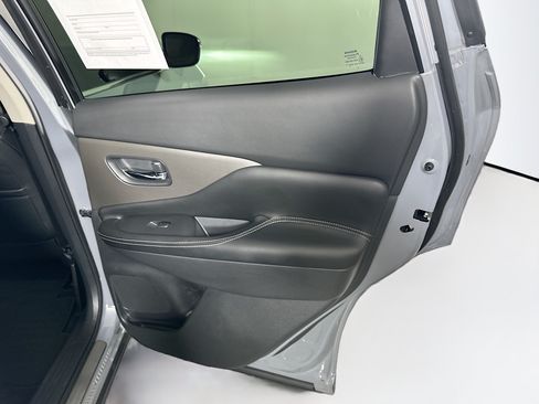 Used 2024 Nissan Murano SV w/ SV Midnight Edition Package FWD image 28