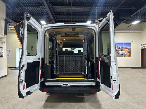 Used 2015 Ford Transit 250 148 Medium Roof image 21