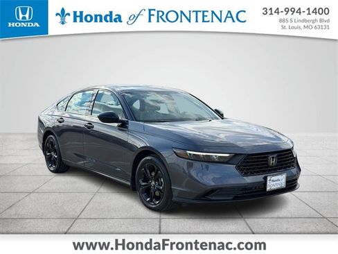 Certified 2025 Honda Accord SE image 1