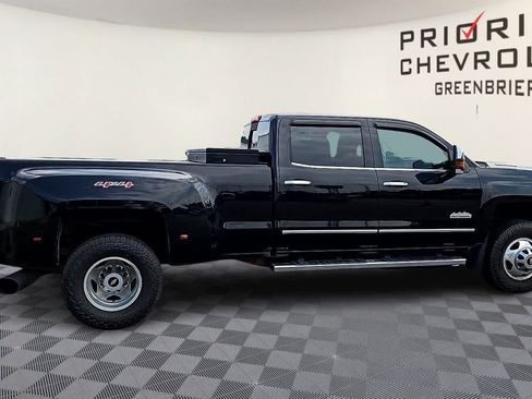 Used 2016 Chevrolet Silverado 3500 High Country w/ Duramax Plus Package AWD/4WD image 9