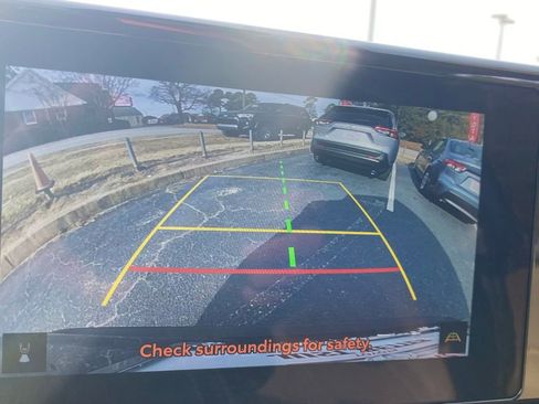 Used 2025 Toyota RAV4 XLE Premium image 30