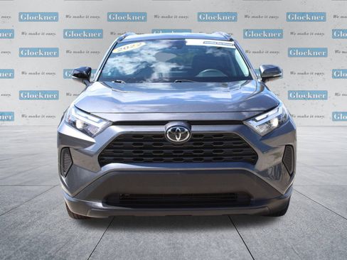 Used 2022 Toyota RAV4 XLE AWD/4WD image 2