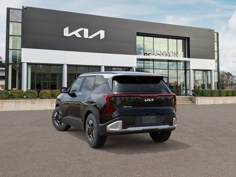 New 2027 Kia Seltos LX FWD image 5
