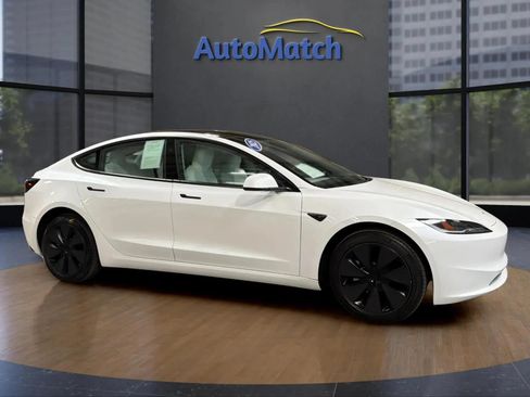 Used 2025 Tesla Model 3 Long Range RWD image 13
