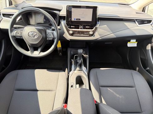 Used 2026 Toyota Corolla LE FWD image 27