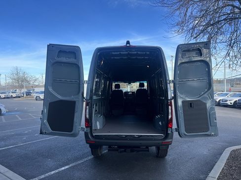 New 2025 Mercedes-Benz Sprinter 2500 image 16