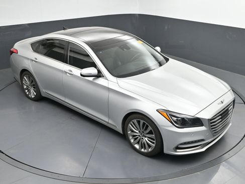 Used 2018 Genesis G80 5.0 Ultimate image 32