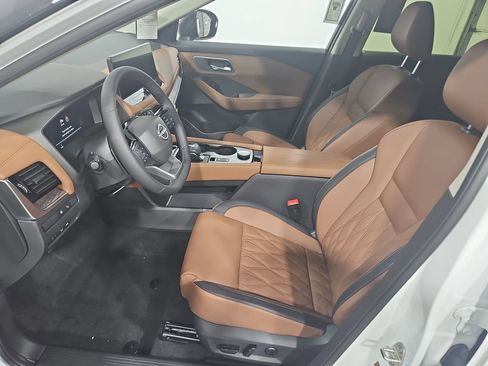 New 2026 Nissan Rogue Platinum w/ Platinum Premium Package AWD/4WD image 9