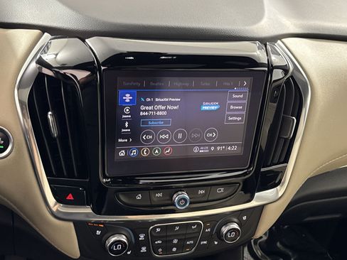 Used 2022 Chevrolet Traverse Premier AWD/4WD image 18