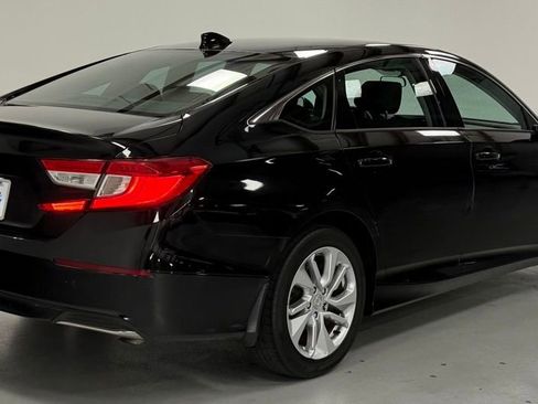 Used 2019 Honda Accord LX image 3
