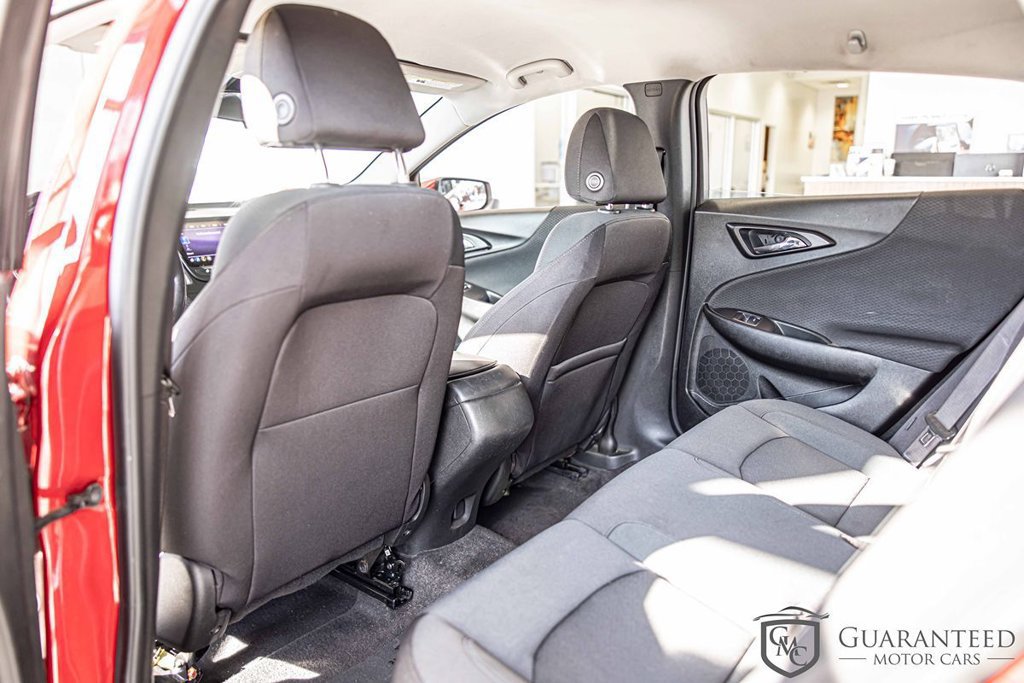 Used 2021 Chevrolet Malibu RS FWD image 32