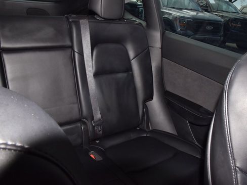 Used 2021 Tesla Model Y Long Range image 22