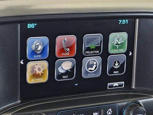Used 2018 Chevrolet Silverado 1500 LT AWD/4WD image 15