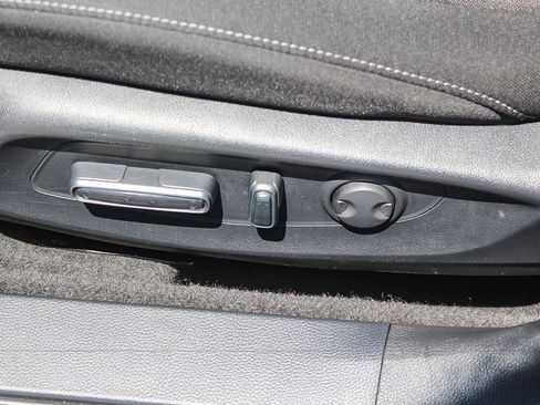 Certified 2023 Honda Accord EX image 22
