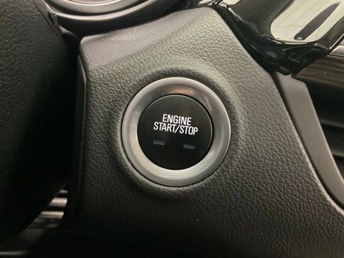 Used 2019 Buick Envision Essence image 16